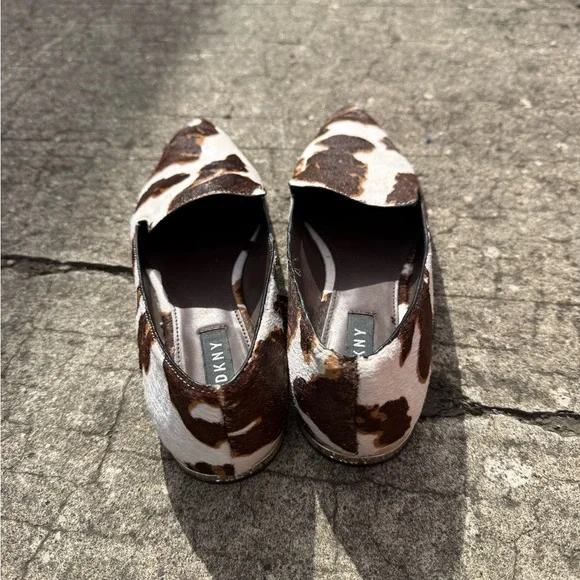 DKNY Brown & White Cowhair Pointed-Toe Slip-On Flats - Picture 4 of 4